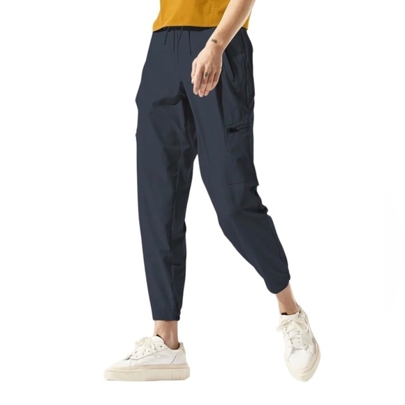 Athleta Go Far Travel Pant Jogger Black Size 0 - Picture 1 of 13